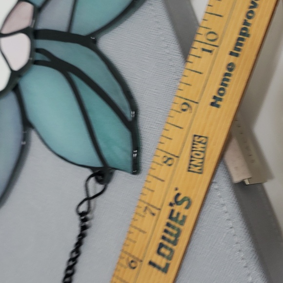 New Beautiful Exotic Flower Shaped Stained Glass with Chain for Hanging - Picture 9 of 10